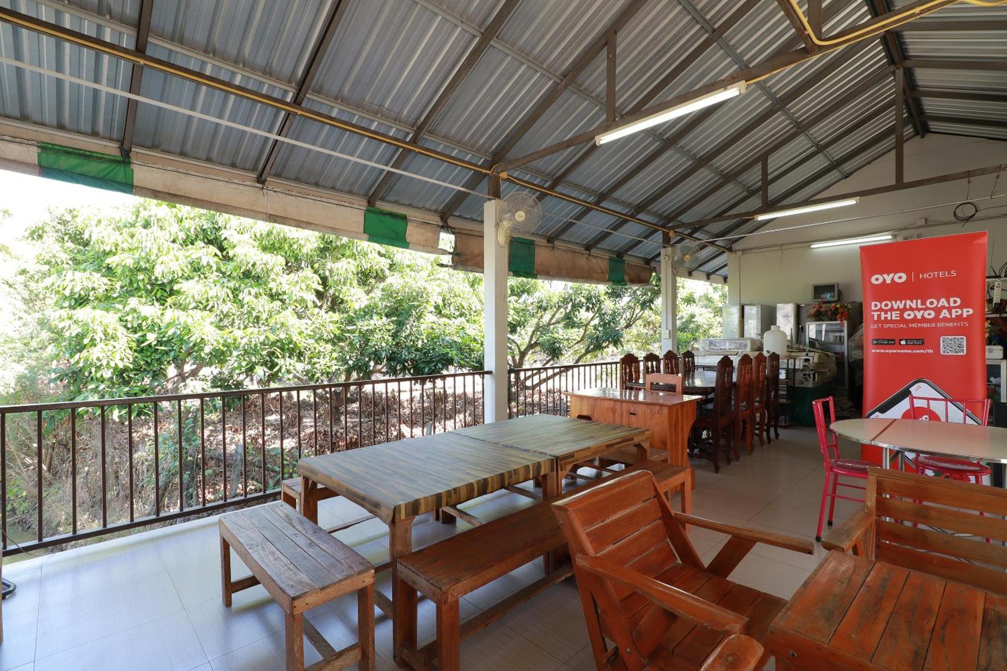 OYO 553 Kongsup Resort Lamphun Eksteriør bilde